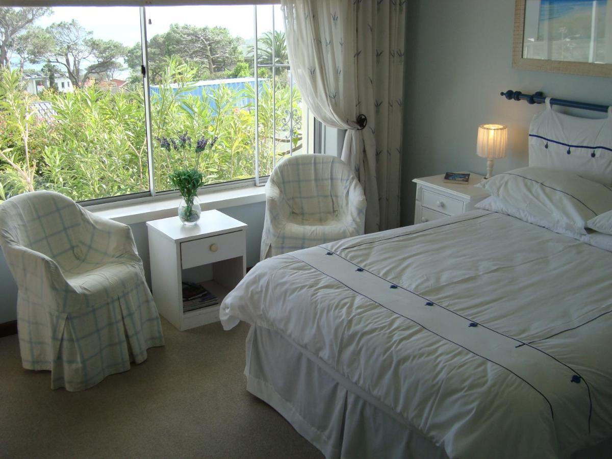 Marie'S Garden Room Self Catering Accommodation Kaapstad Buitenkant foto
